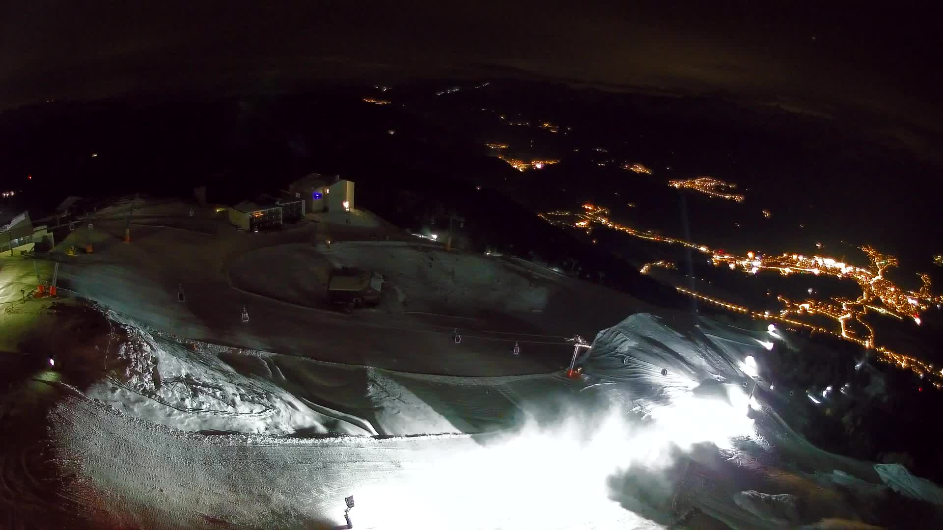 Kronplatz peak Ski resort | view to Bruneck