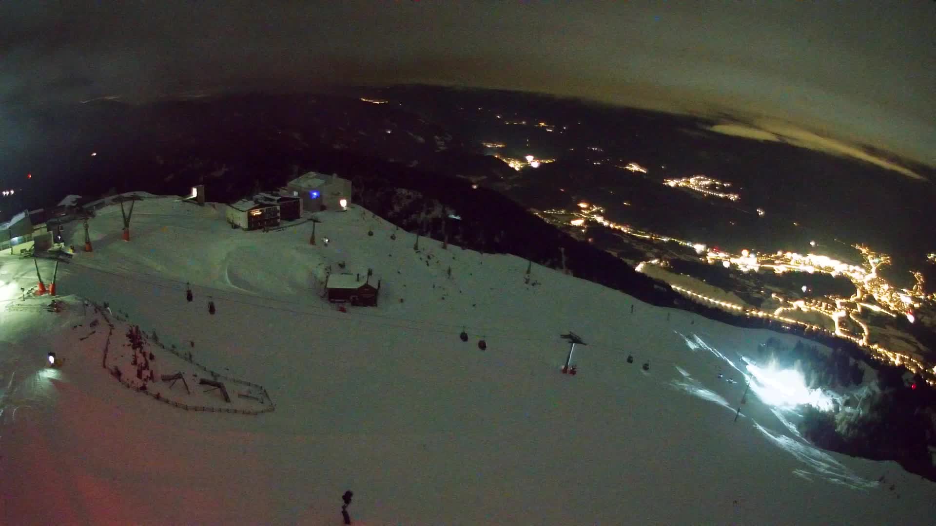 Station de ski Kronplatz sommet | vue sur Brunico