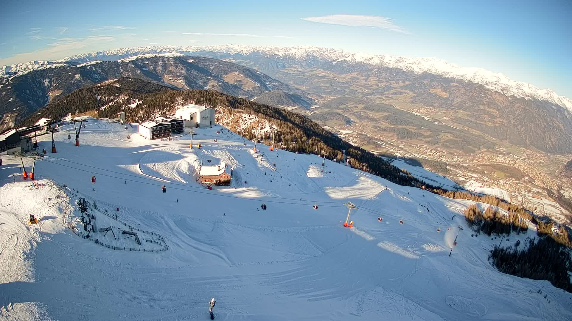Smučišče Kronplatz – vrh | pogled na Bruneck