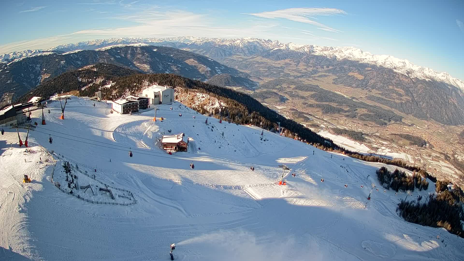Station de ski Kronplatz sommet | vue sur Brunico