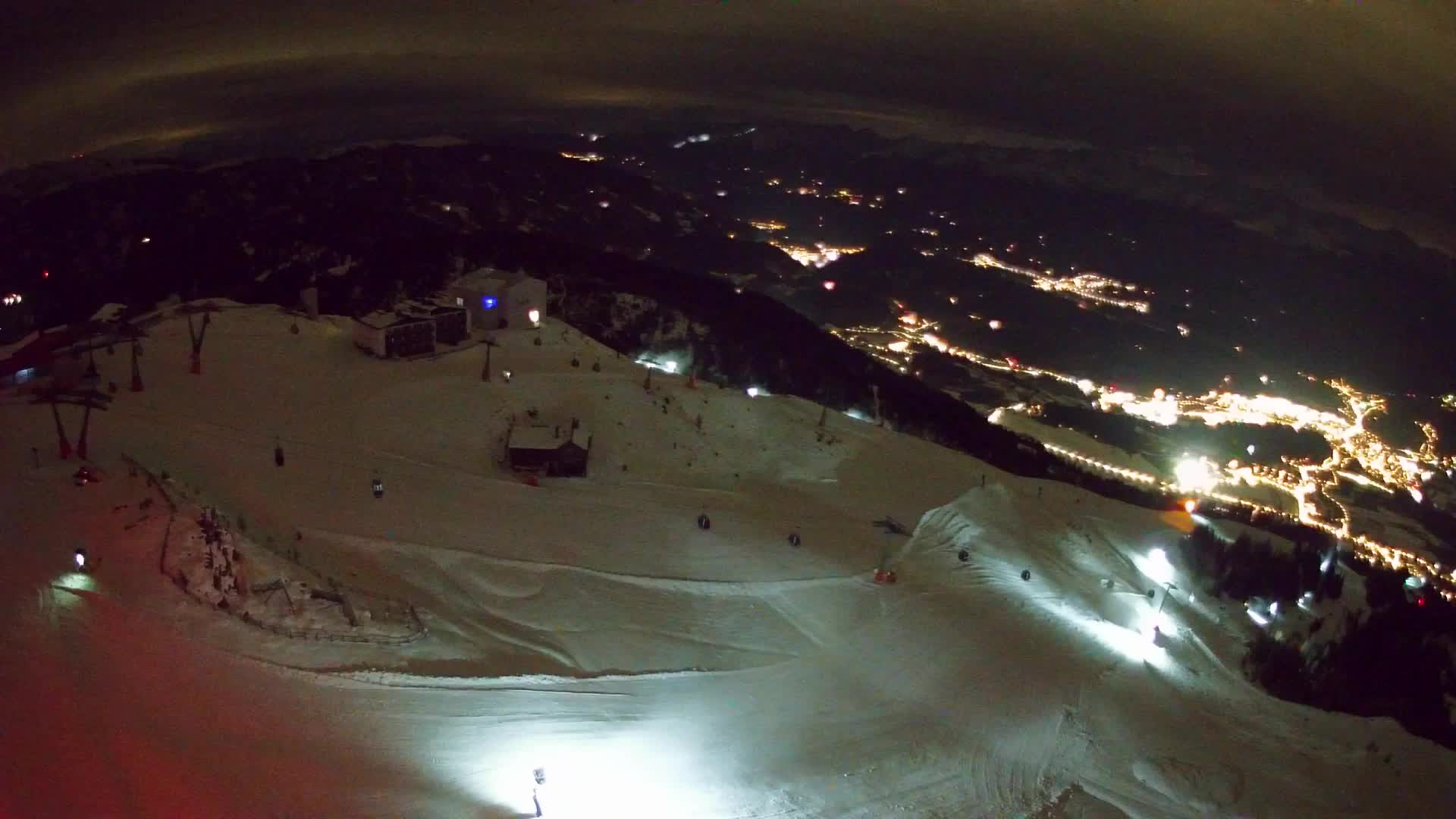 Skigebiet Kronplatz Gipfel | Blick auf Bruneck
