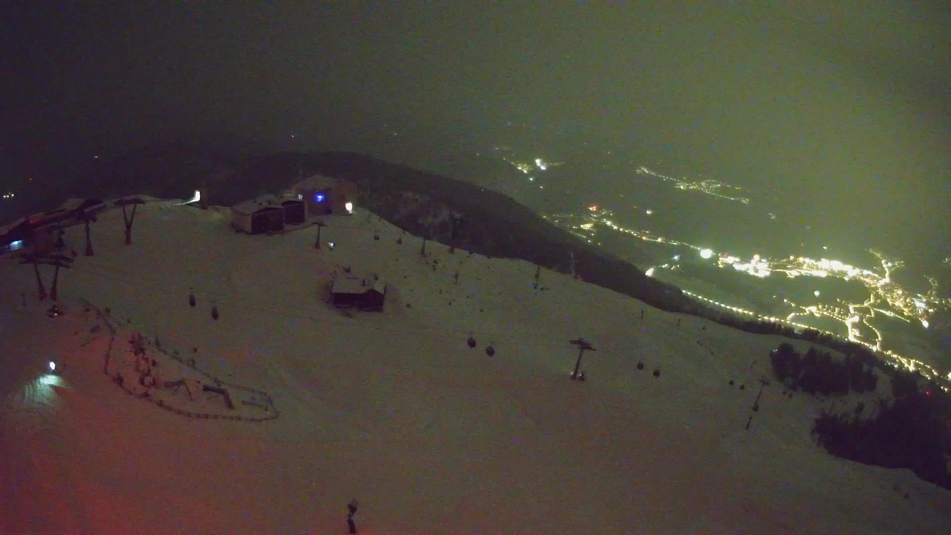 Kronplatz peak Ski resort | view to Bruneck