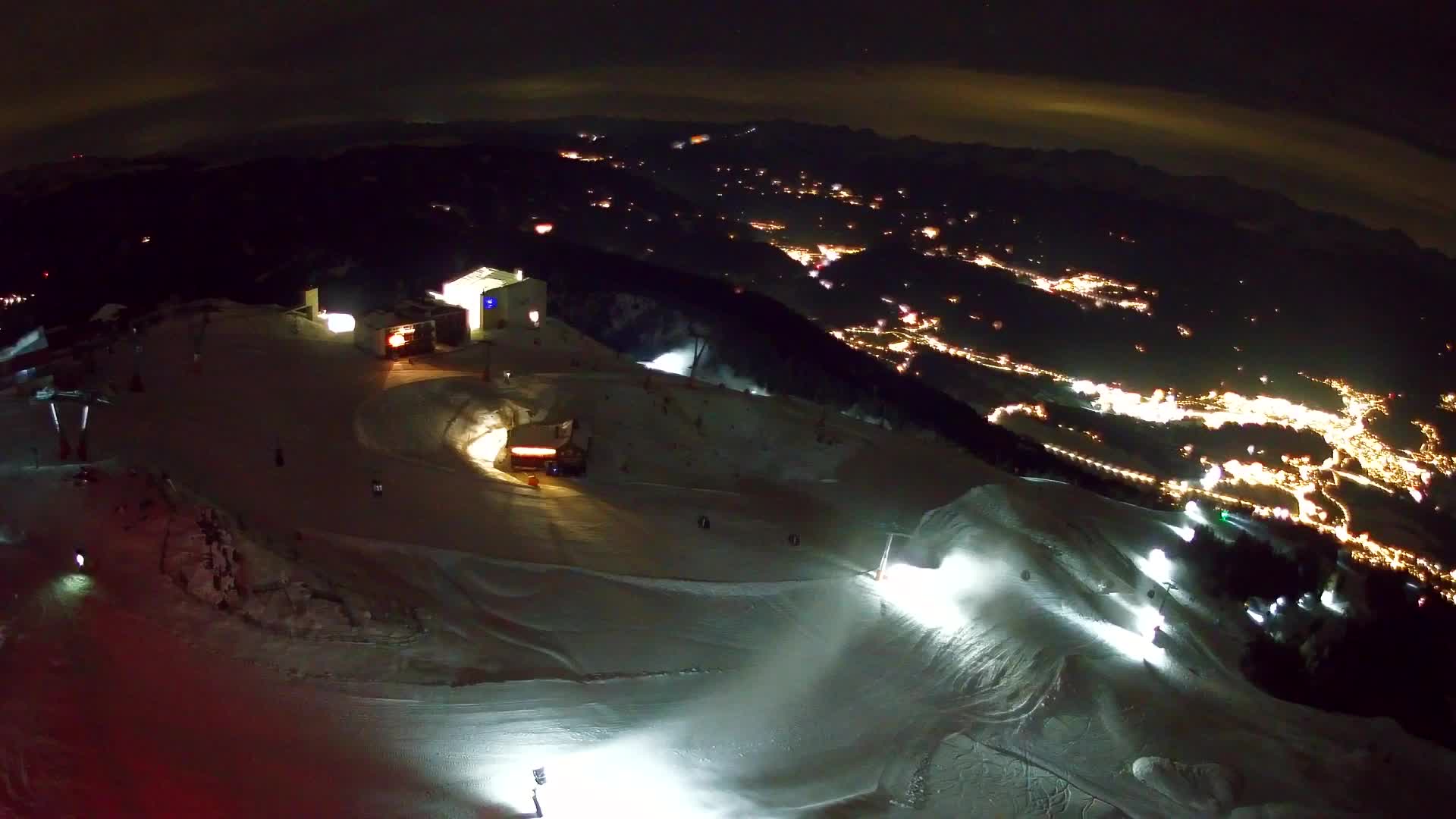 Kronplatz peak Ski resort | view to Bruneck