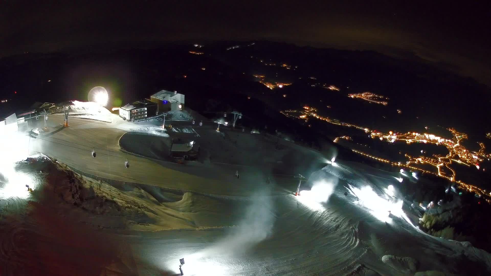 Kronplatz peak Ski resort | view to Bruneck