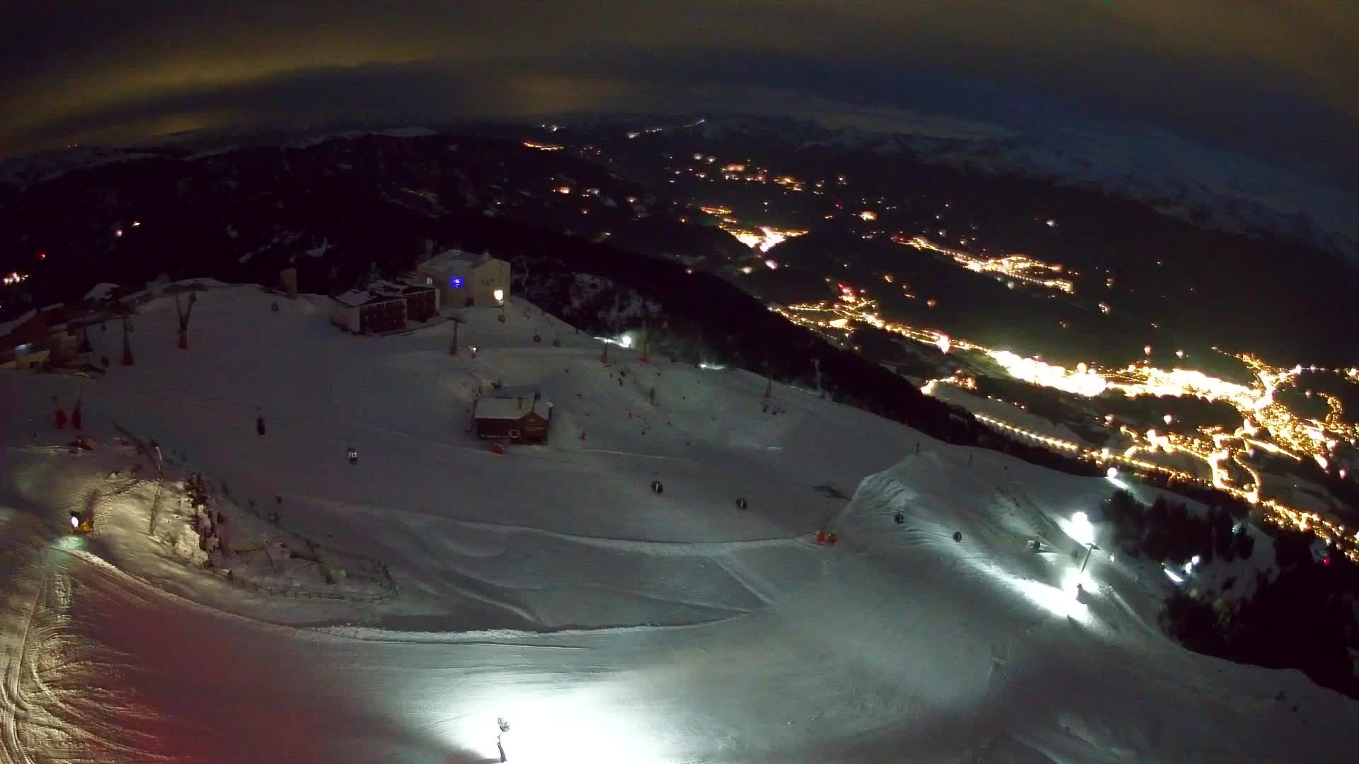 Station de ski Kronplatz sommet | vue sur Brunico
