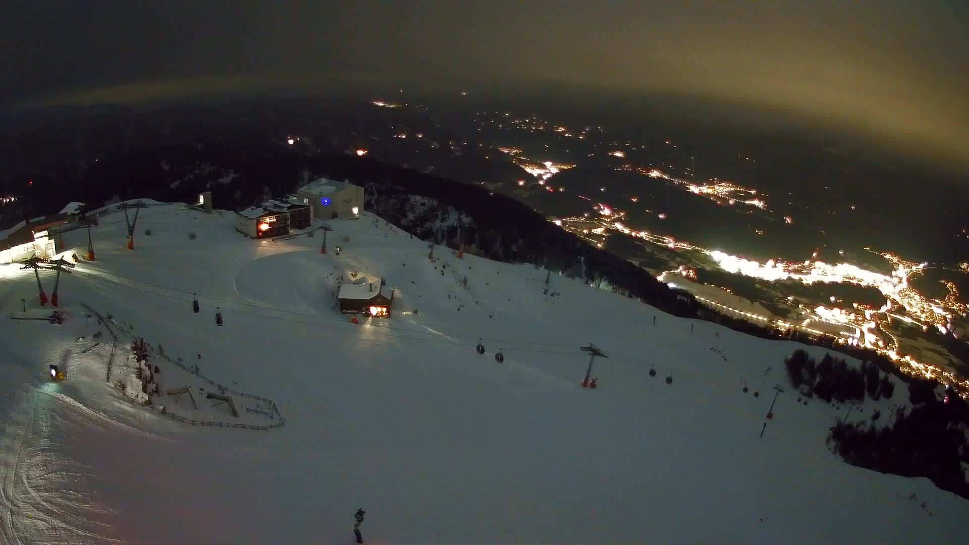Stazione sciistica di Plan de Corones | vista su Brunico