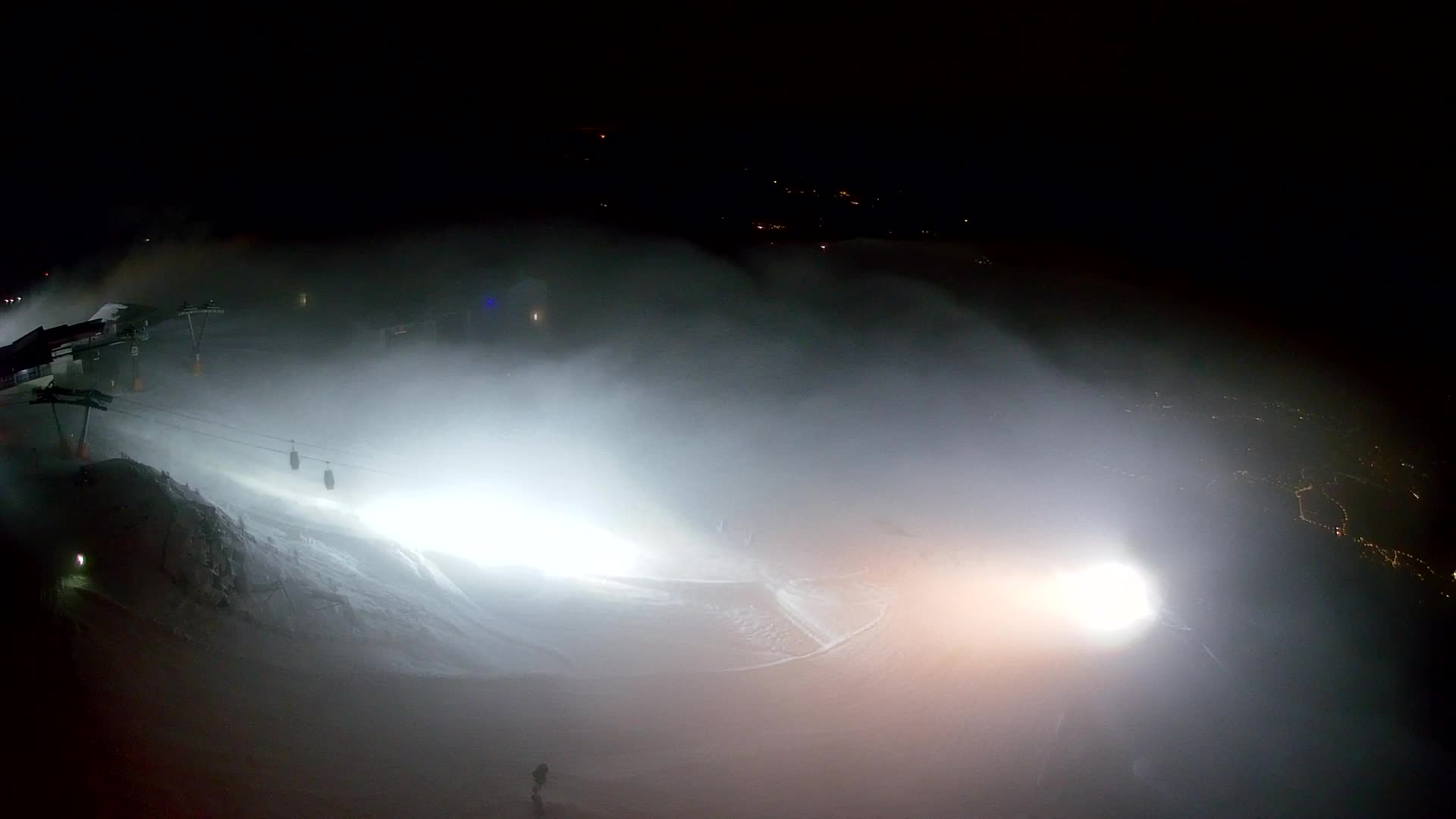 Cima estación de esquí Kronplatz | vista hacia Brunico
