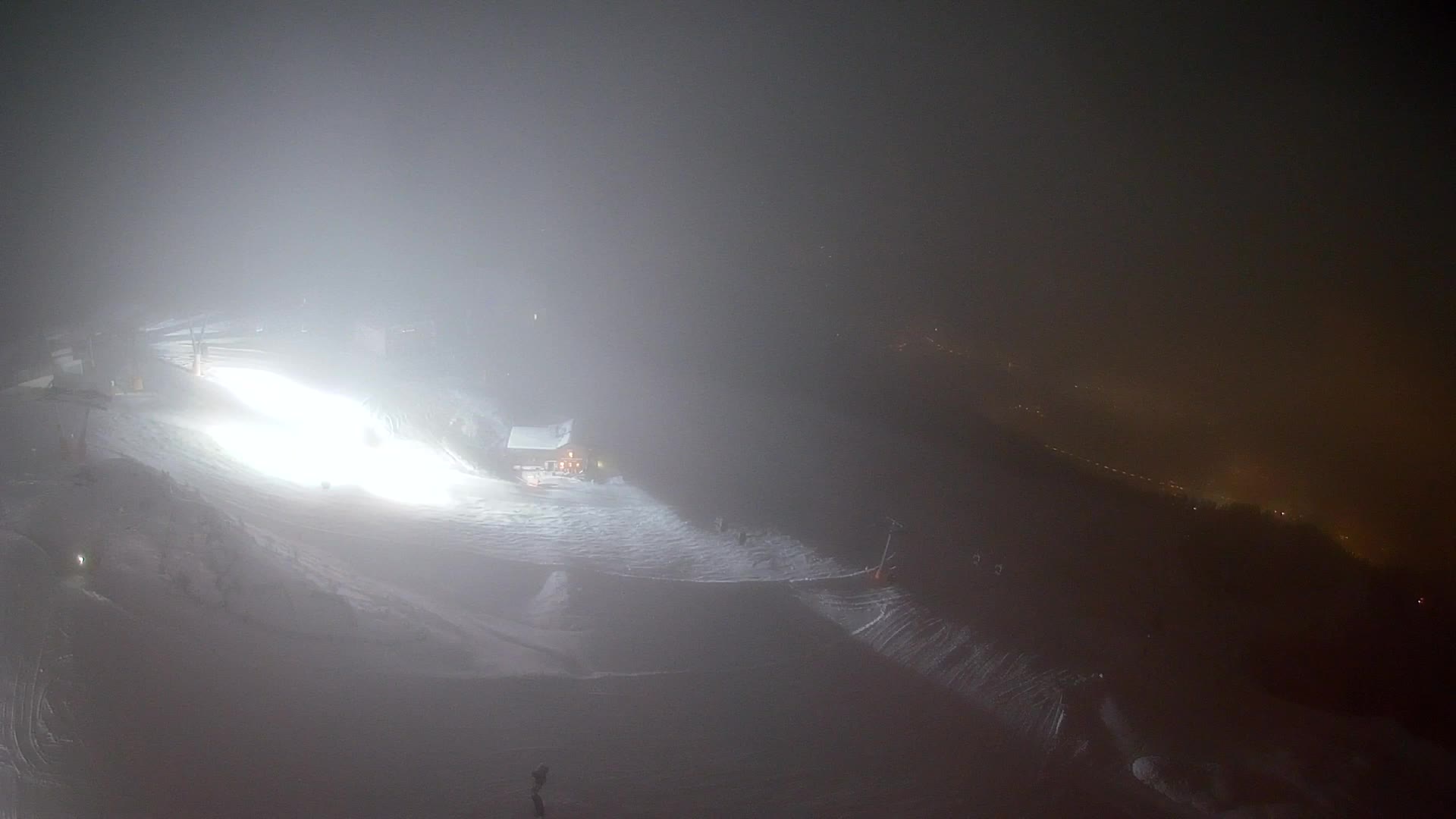 Cima estación de esquí Kronplatz | vista hacia Brunico