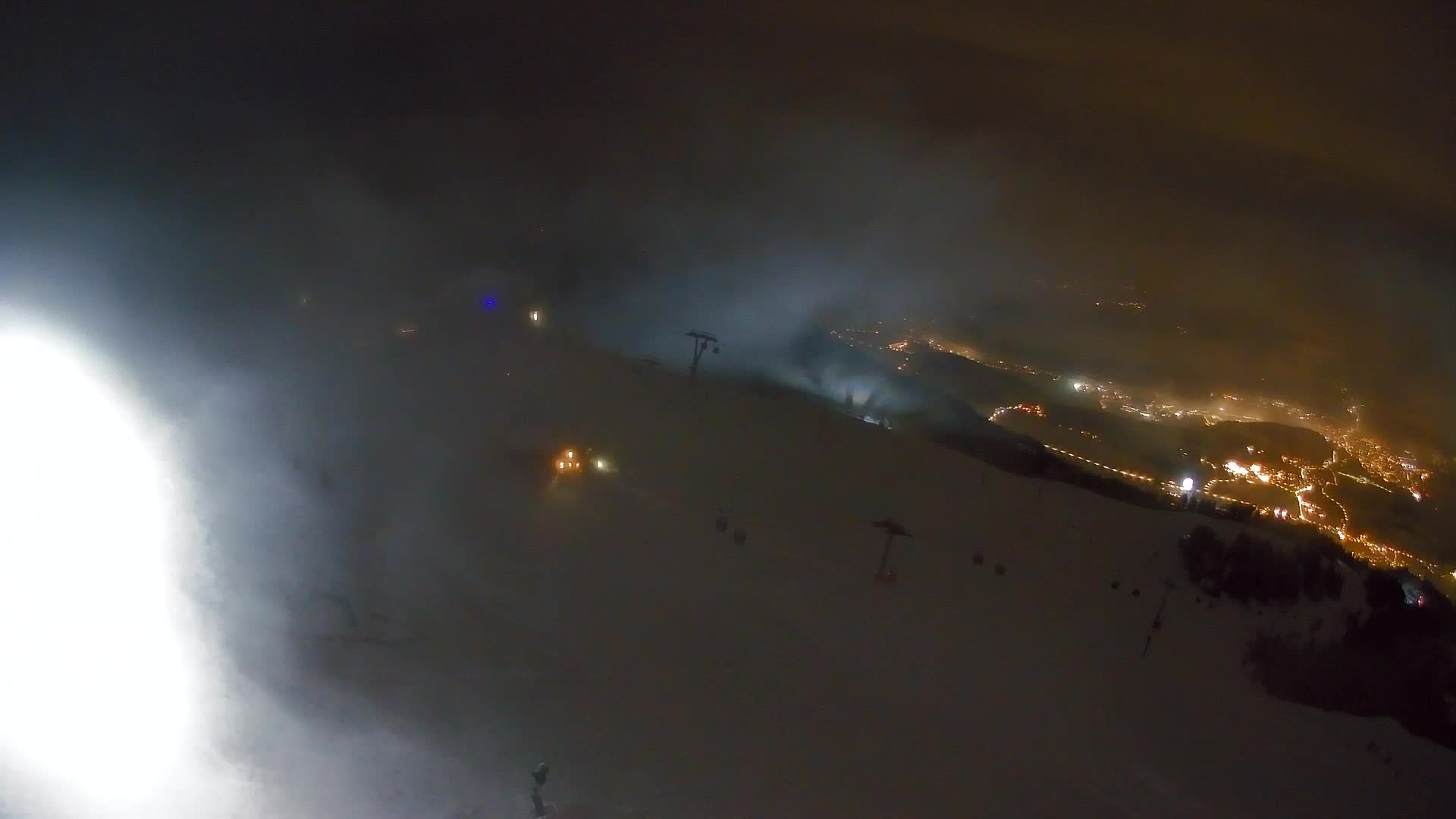 Cima estación de esquí Kronplatz | vista hacia Brunico