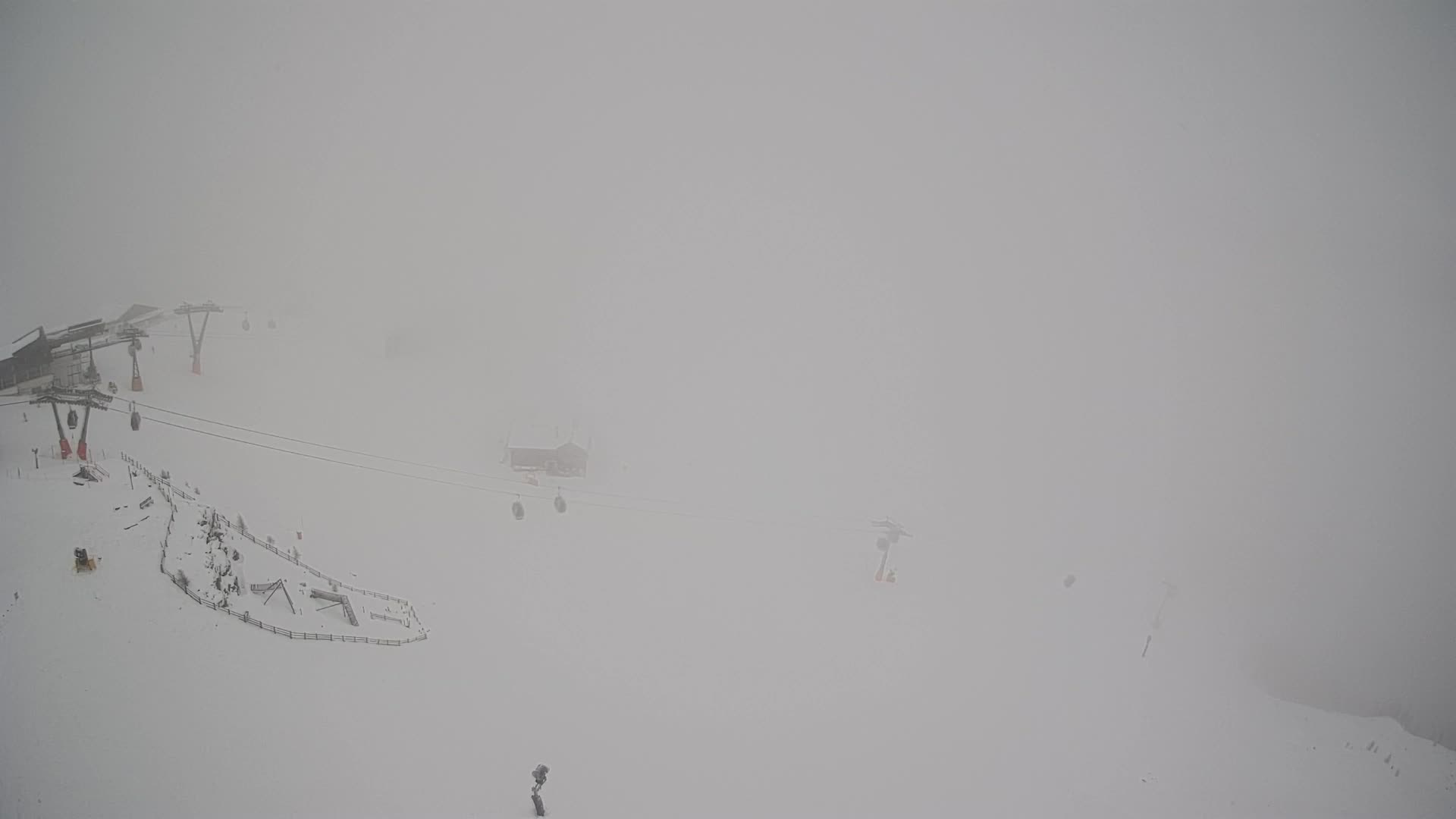Cima estación de esquí Kronplatz | vista hacia Brunico