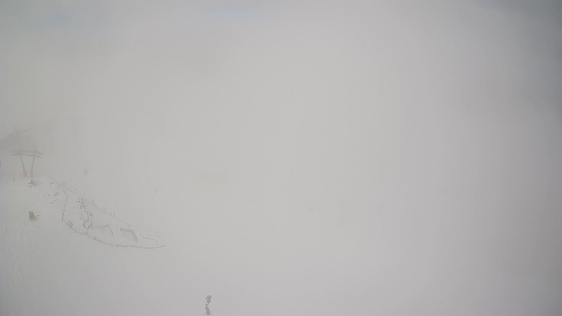 Cima estación de esquí Kronplatz | vista hacia Brunico