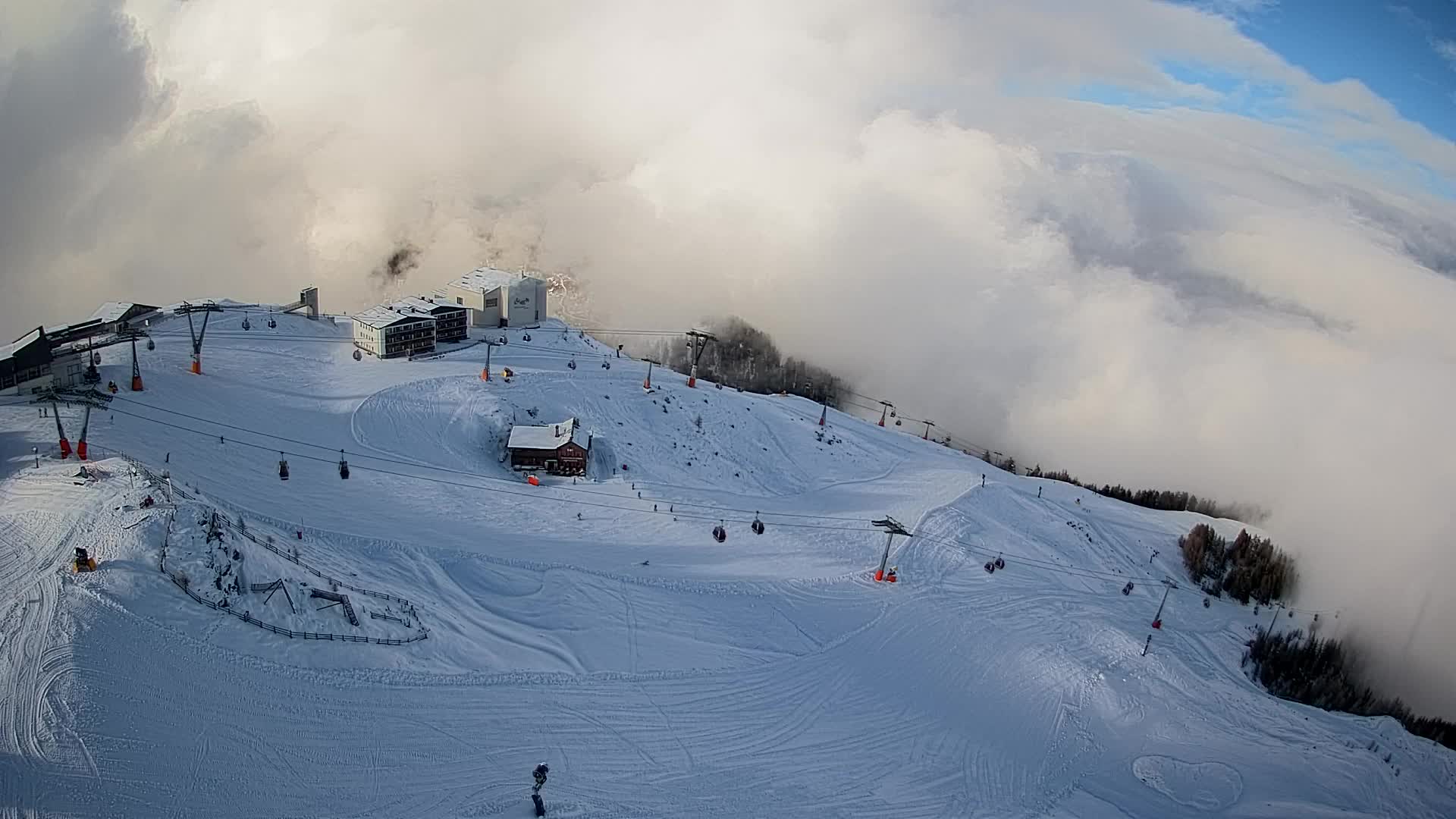 Smučišče Kronplatz – vrh | pogled na Bruneck