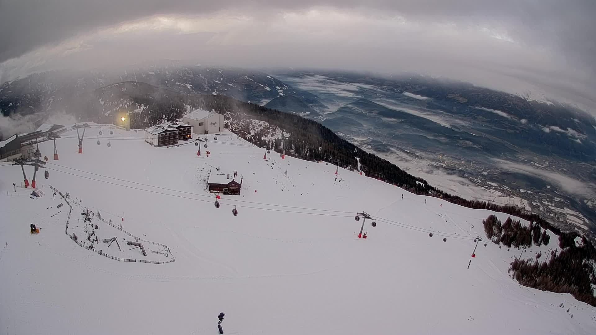 Skijalište Kronplatz – vrh | pogled na Bruneck