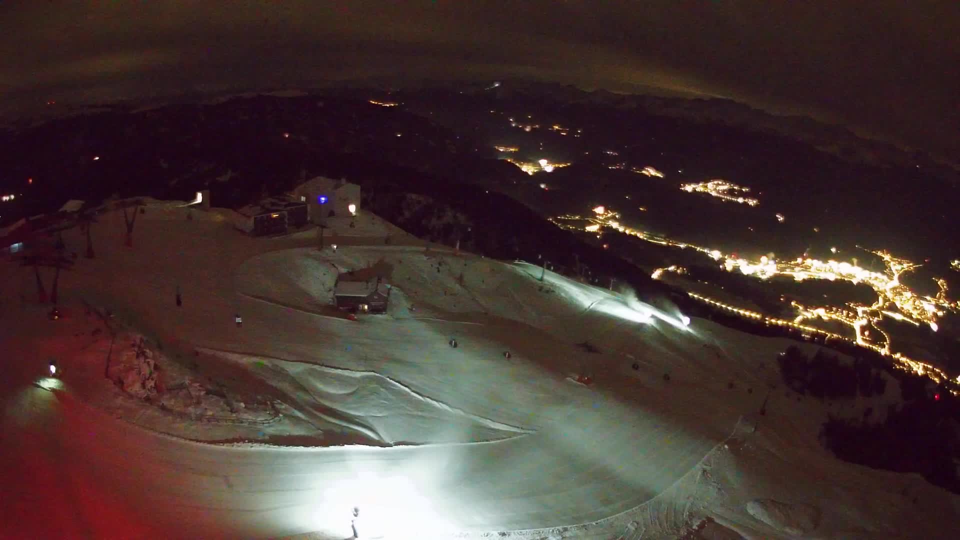 Kronplatz peak Ski resort | view to Bruneck