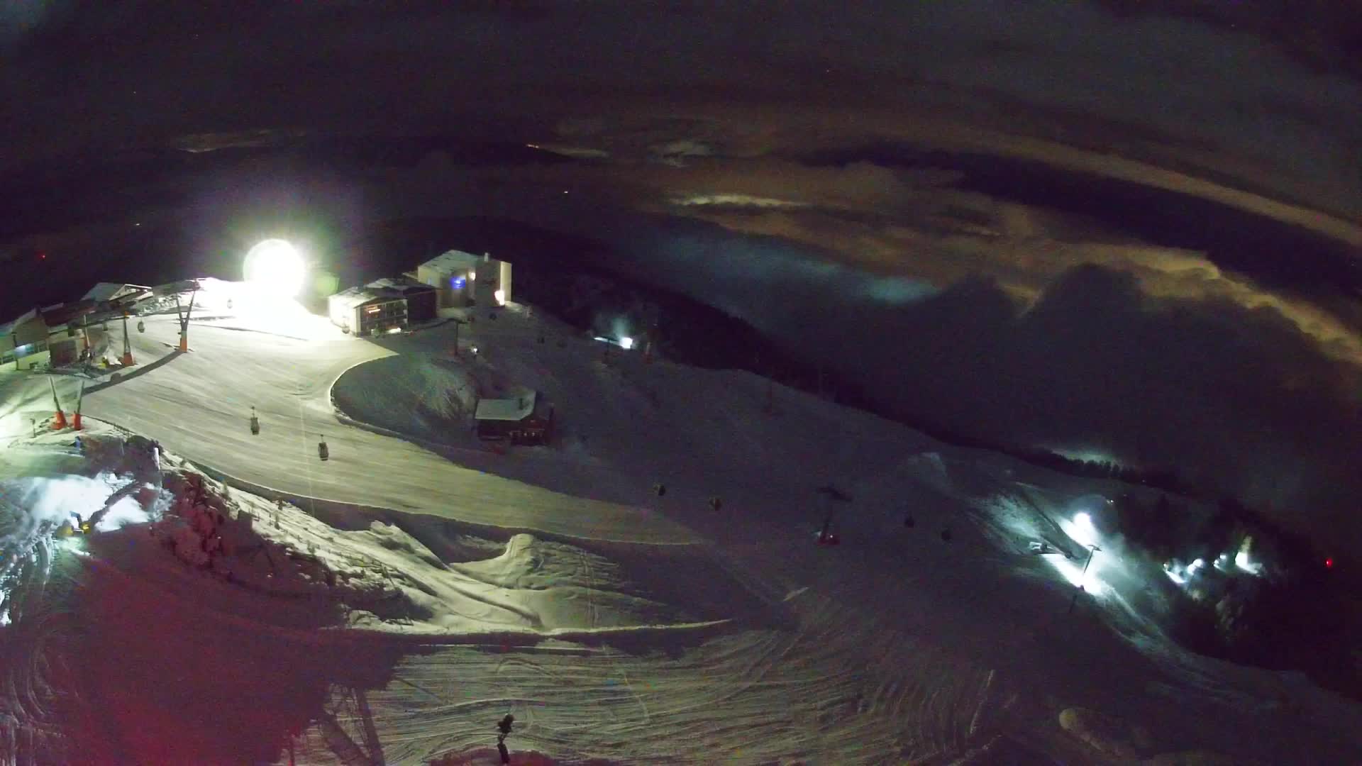 Skigebiet Kronplatz Gipfel | Blick auf Bruneck