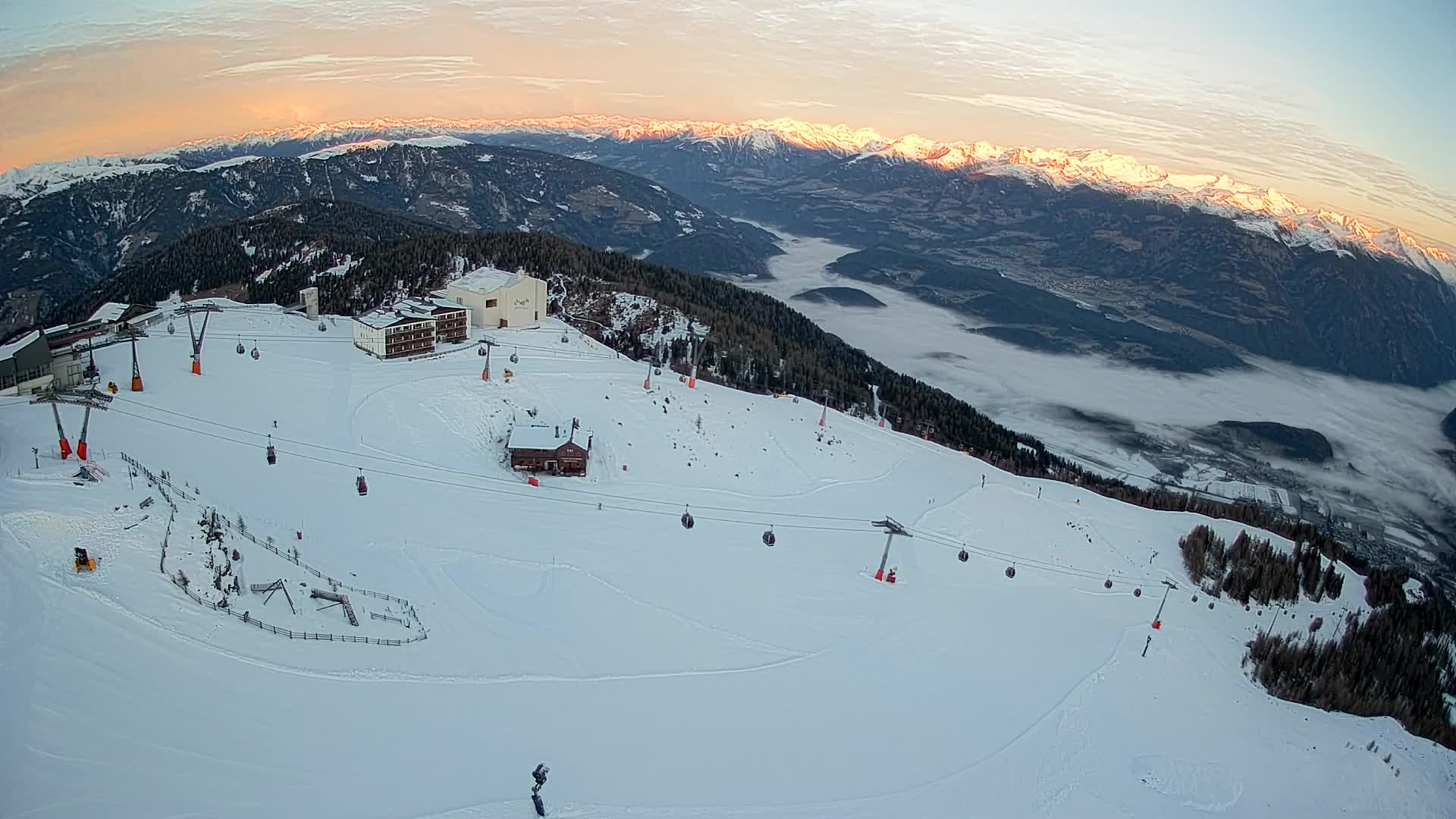 Smučišče Kronplatz – vrh | pogled na Bruneck