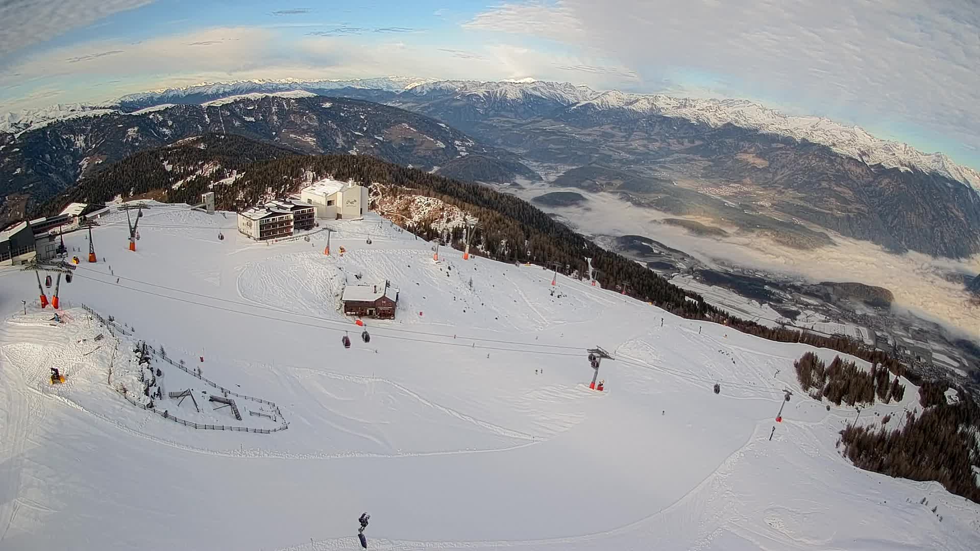 Smučišče Kronplatz – vrh | pogled na Bruneck