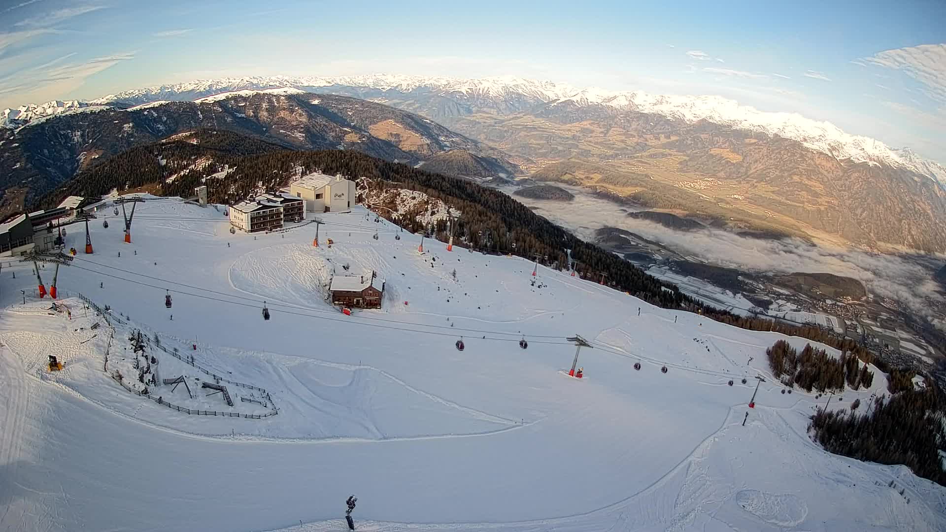 Smučišče Kronplatz – vrh | pogled na Bruneck