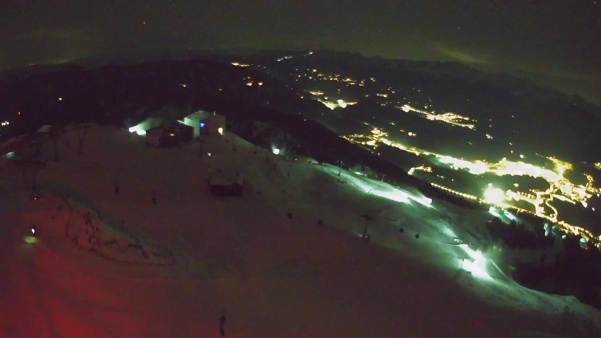 Kronplatz peak Ski resort | view to Bruneck