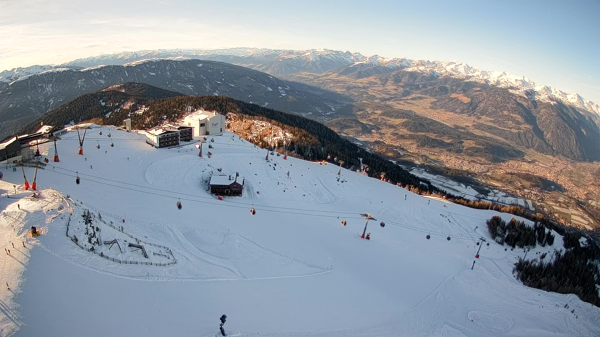 Smučišče Kronplatz – vrh | pogled na Bruneck