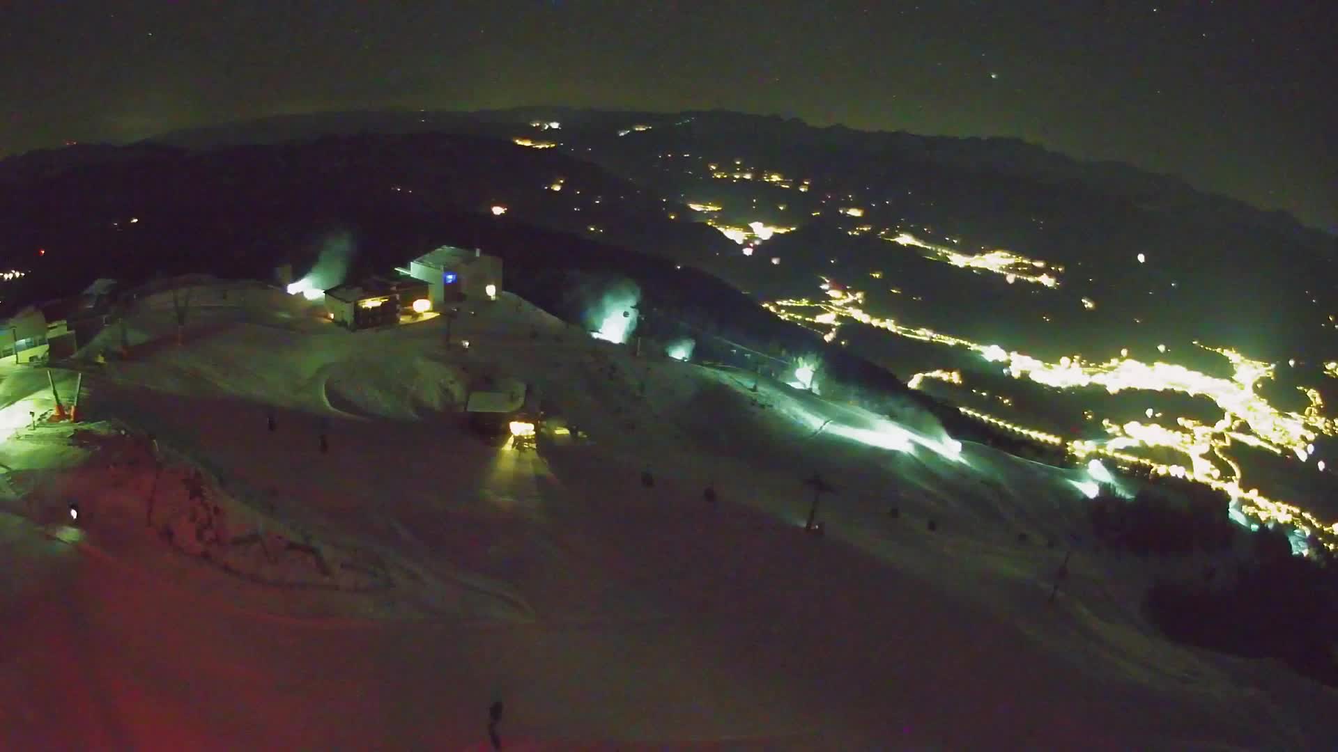 Cima estación de esquí Kronplatz | vista hacia Brunico