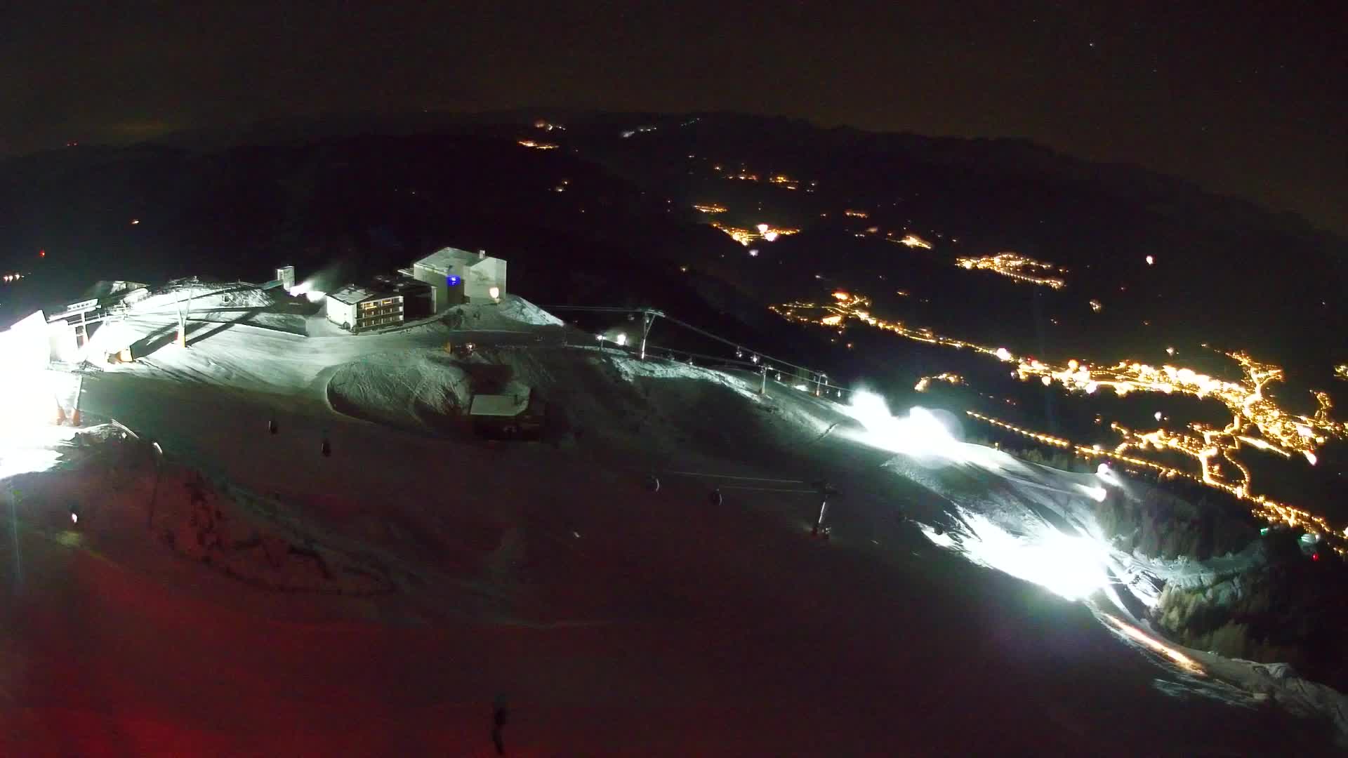 Stazione sciistica di Plan de Corones | vista su Brunico