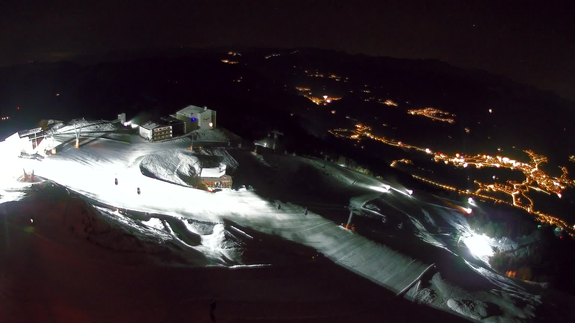 Stazione sciistica di Plan de Corones | vista su Brunico