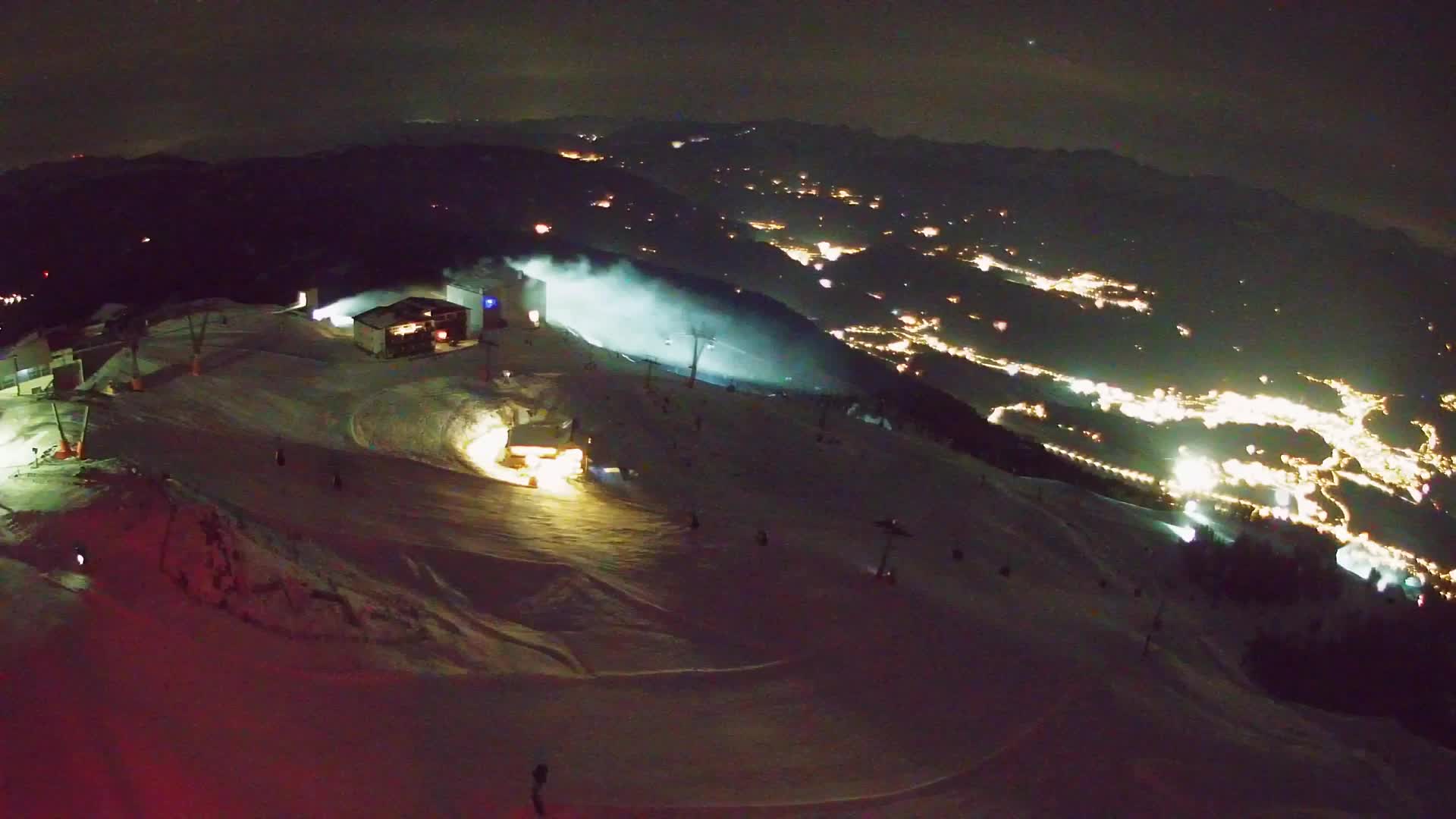 Cima estación de esquí Kronplatz | vista hacia Brunico