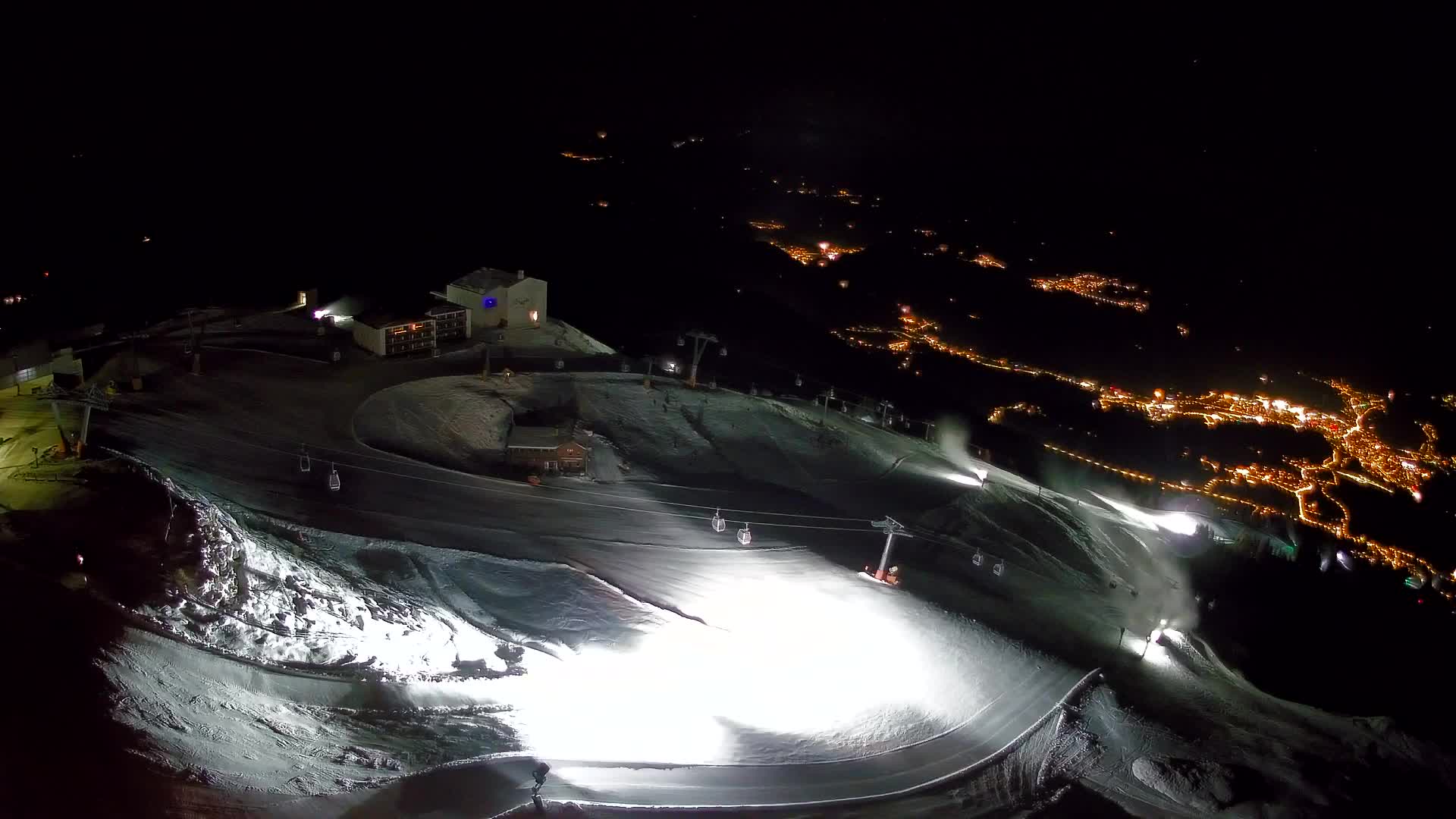 Kronplatz peak Ski resort | view to Bruneck