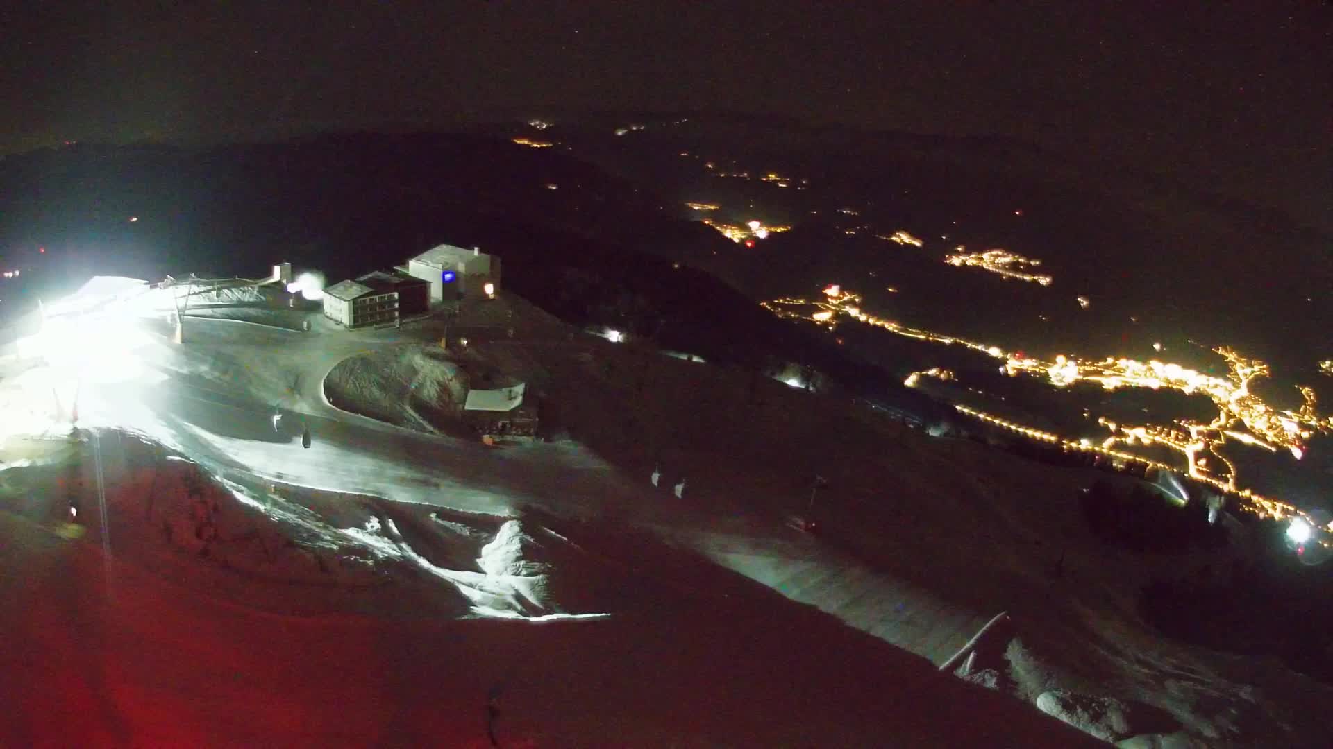 Kronplatz peak Ski resort | view to Bruneck
