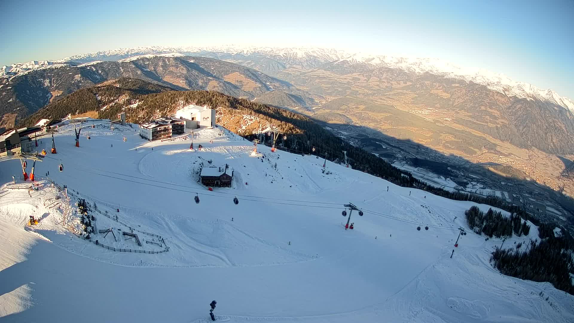 Station de ski Kronplatz sommet | vue sur Brunico