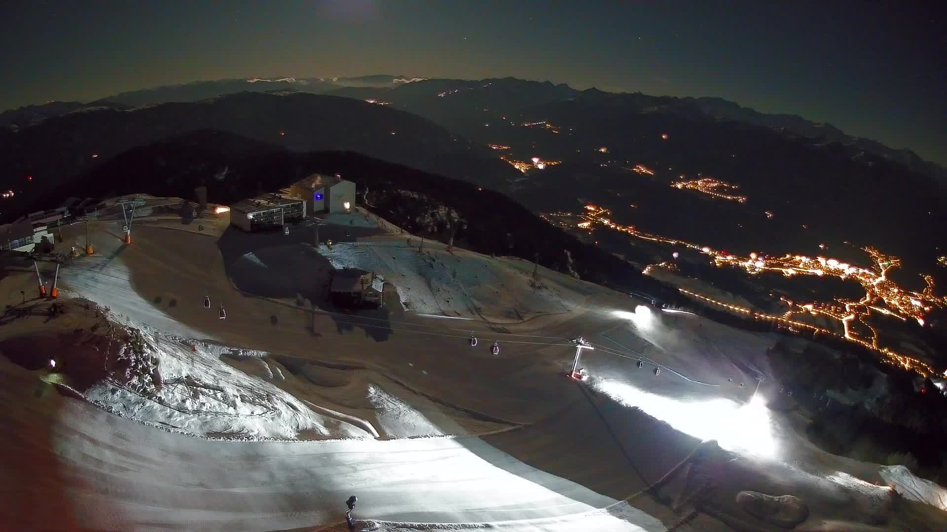 Skigebiet Kronplatz Gipfel | Blick auf Bruneck