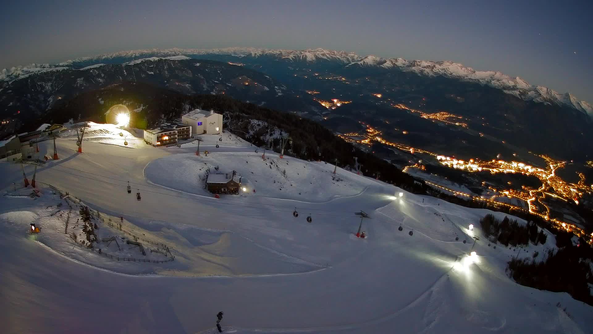 Stazione sciistica di Plan de Corones | vista su Brunico