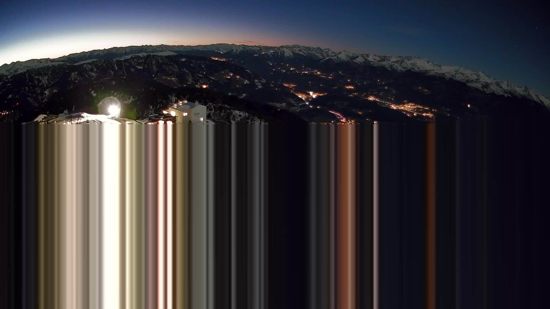 Cima estación de esquí Kronplatz | vista hacia Brunico