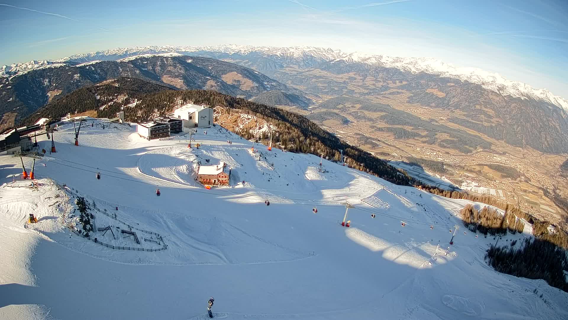 Smučišče Kronplatz – vrh | pogled na Bruneck