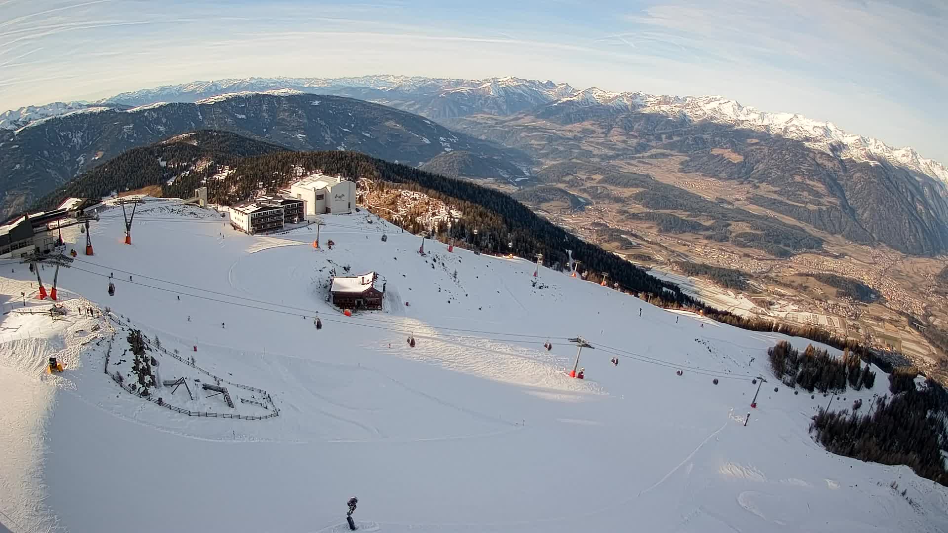 Stazione sciistica di Plan de Corones | vista su Brunico