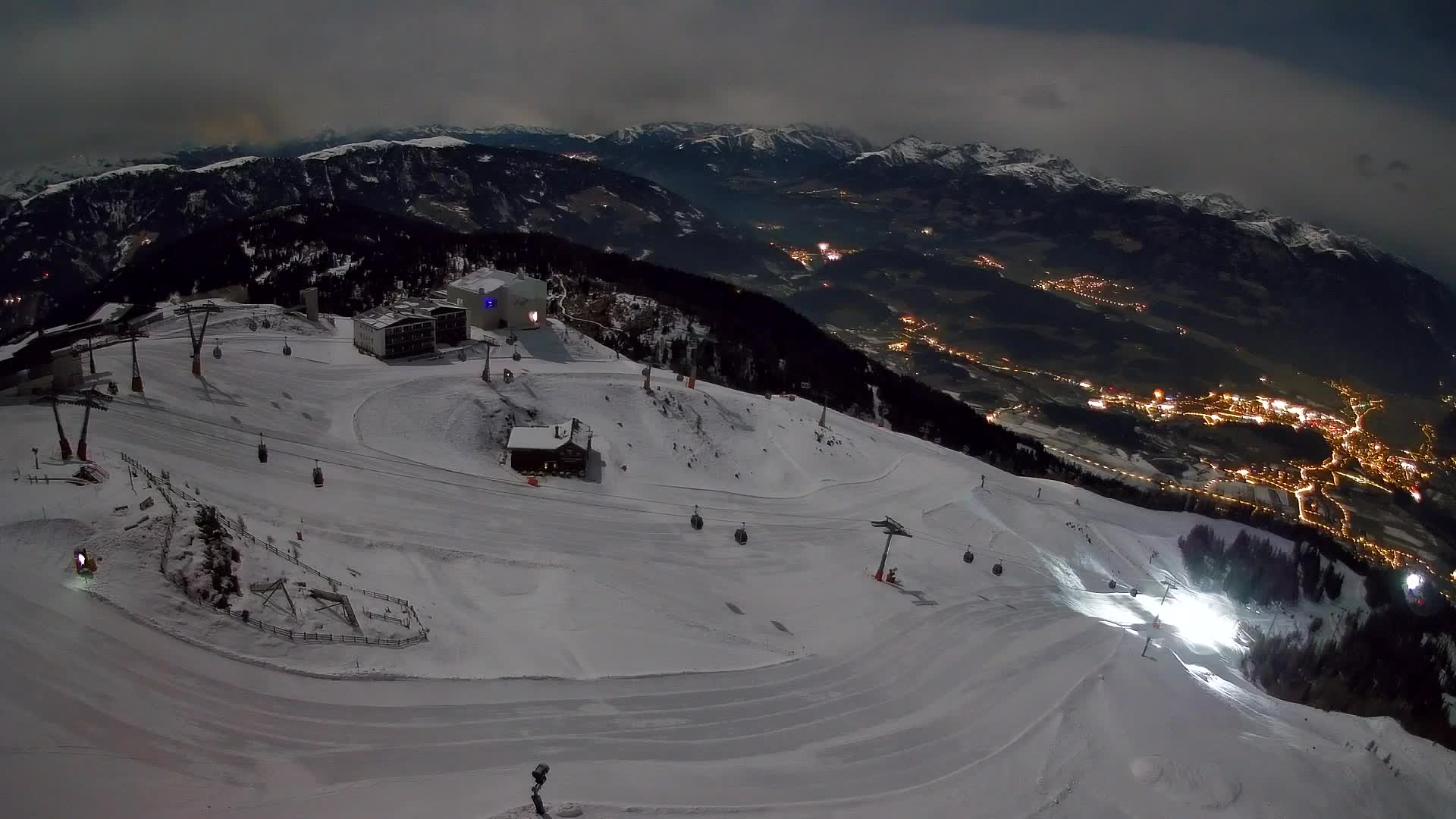 Kronplatz peak Ski resort | view to Bruneck