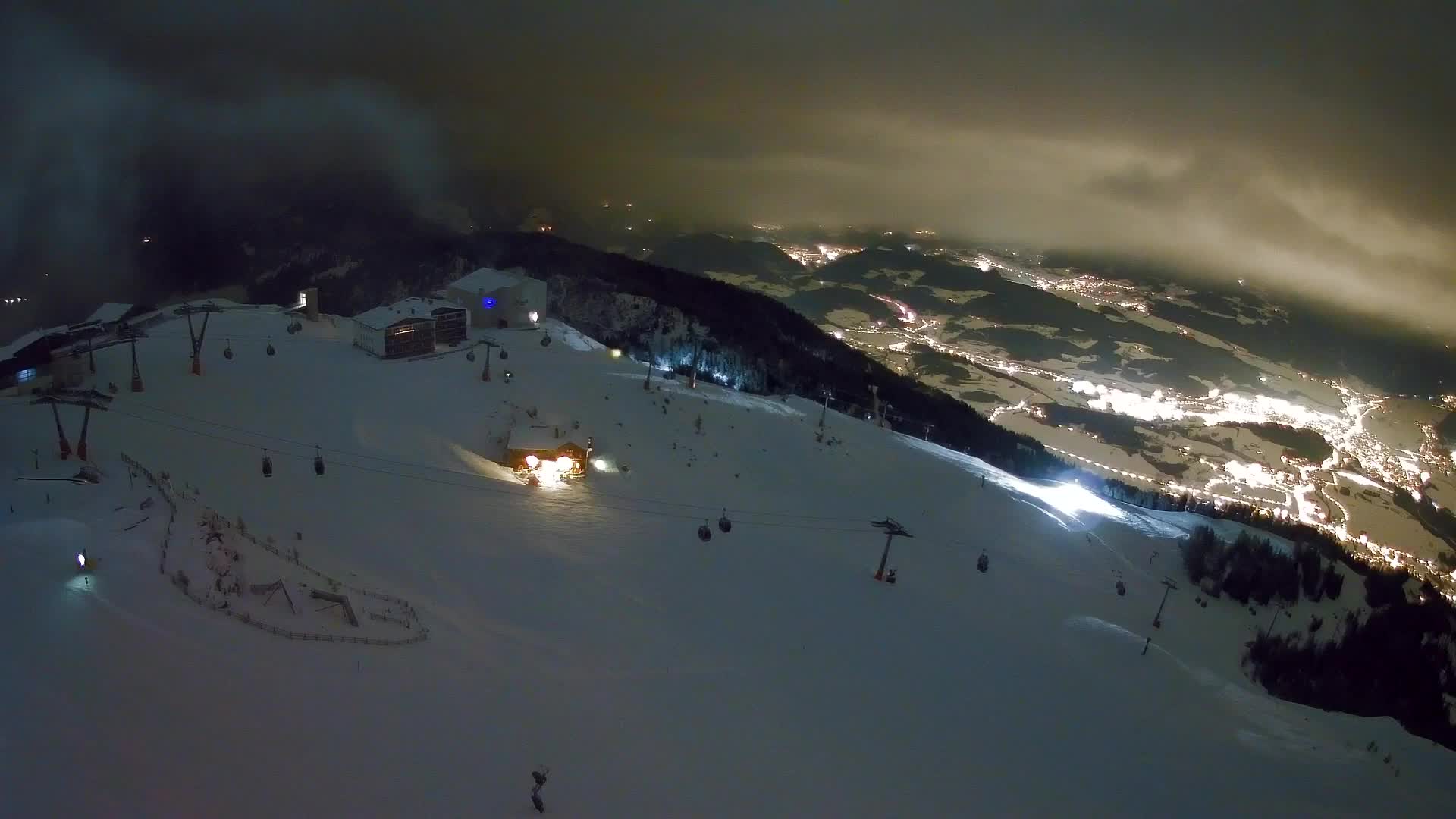 Station de ski Kronplatz sommet | vue sur Brunico