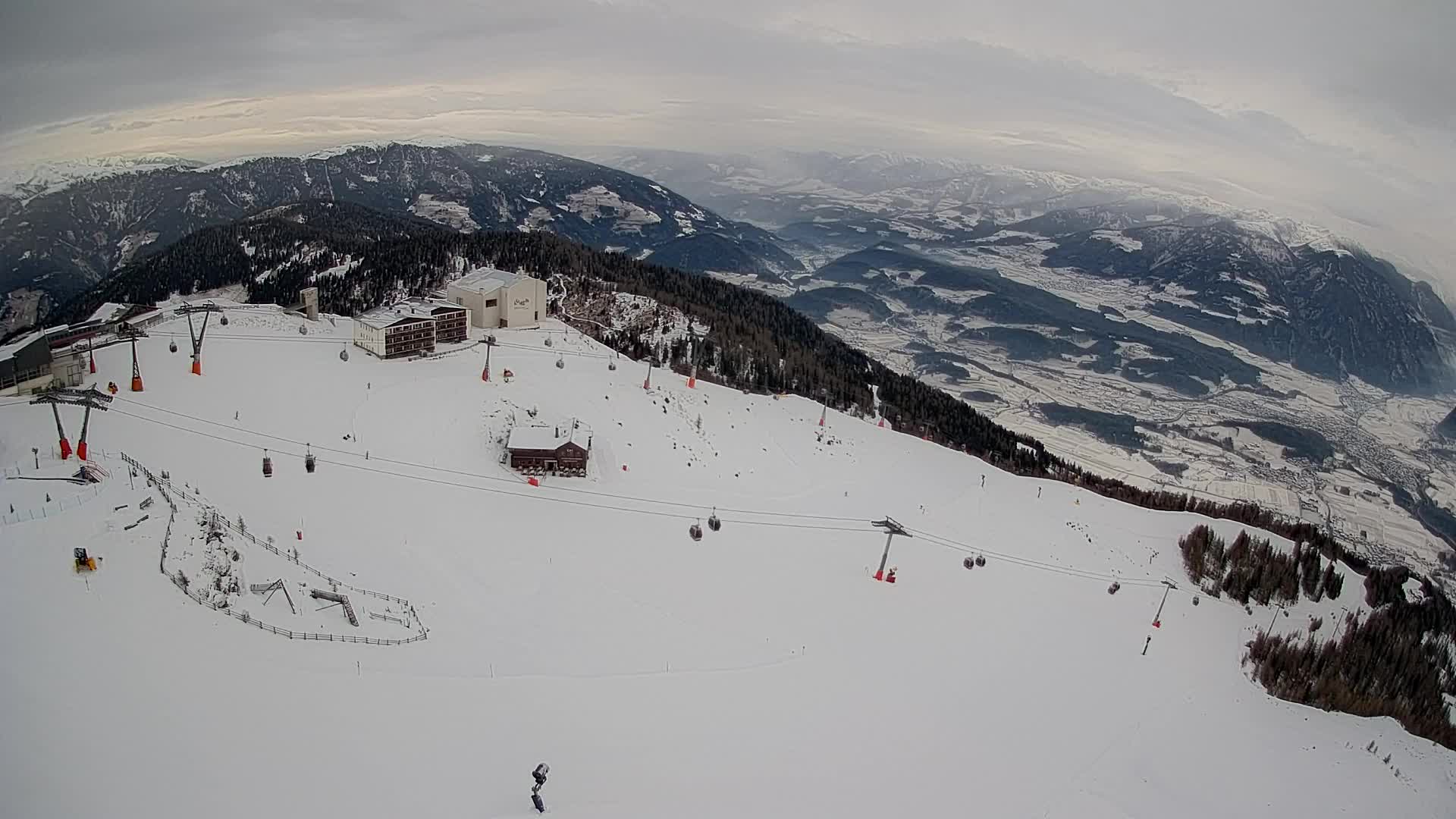 Smučišče Kronplatz – vrh | pogled na Bruneck