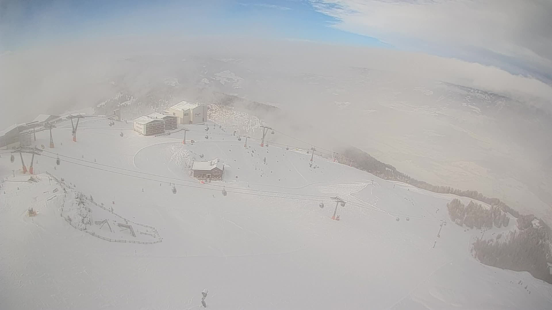 Cima estación de esquí Kronplatz | vista hacia Brunico
