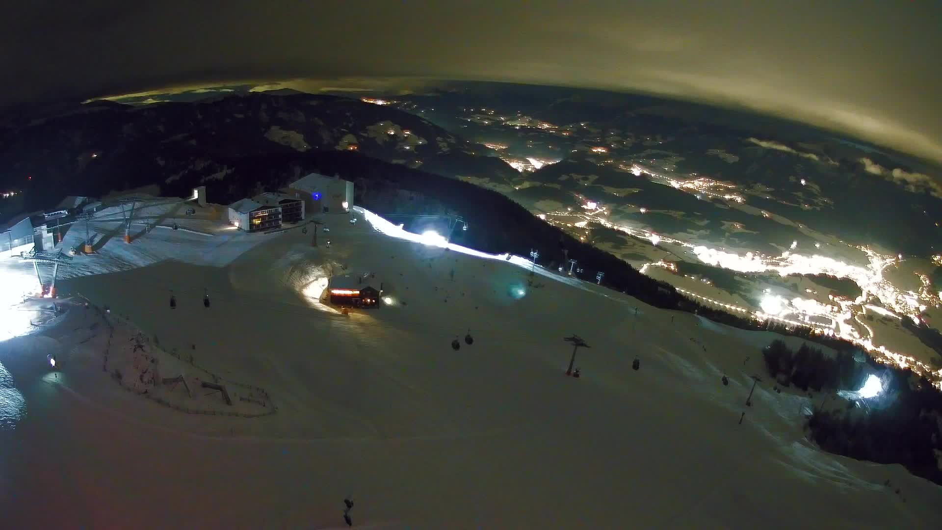 Station de ski Kronplatz sommet | vue sur Brunico