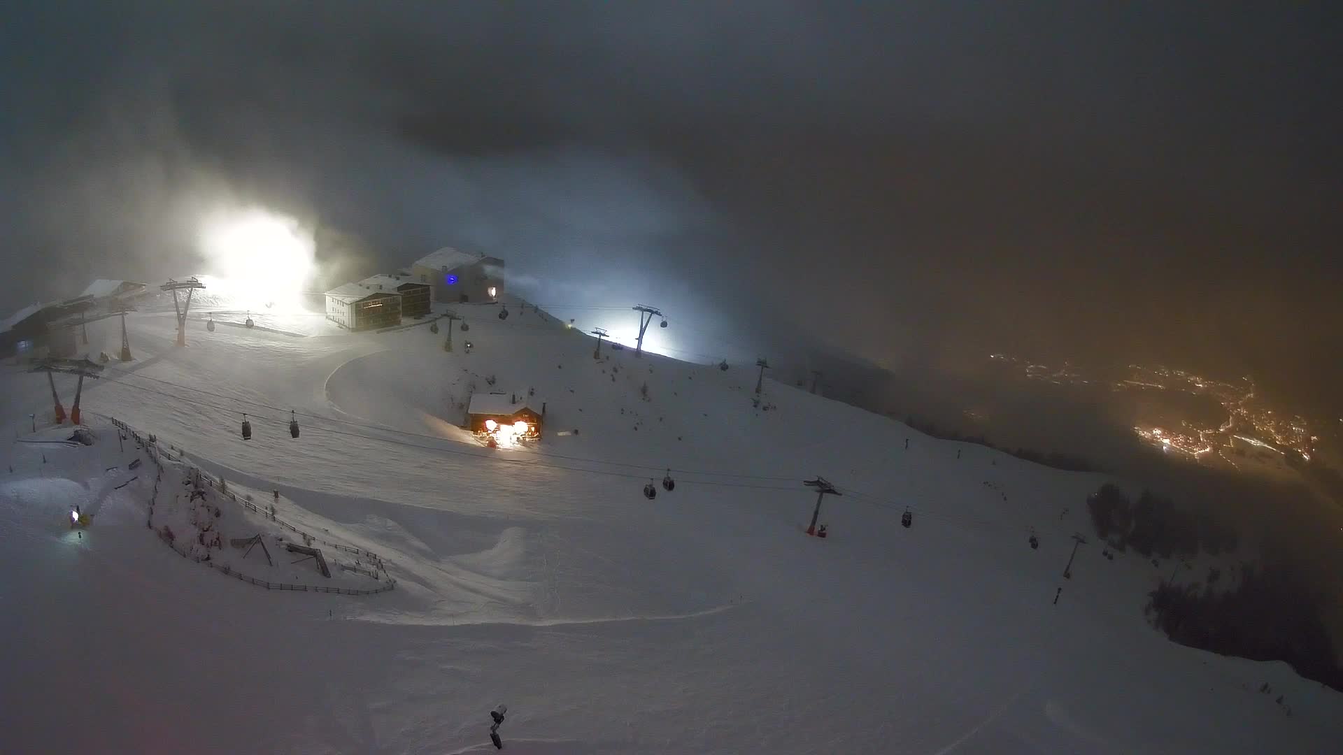 Kronplatz peak Ski resort | view to Bruneck