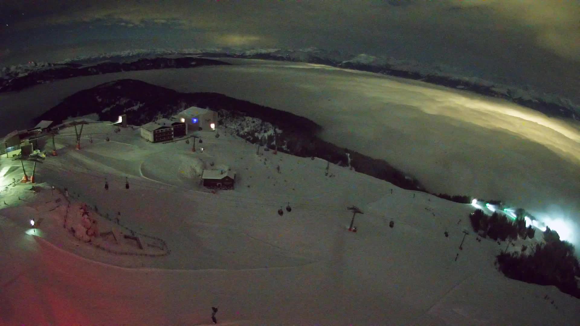 Station de ski Kronplatz sommet | vue sur Brunico