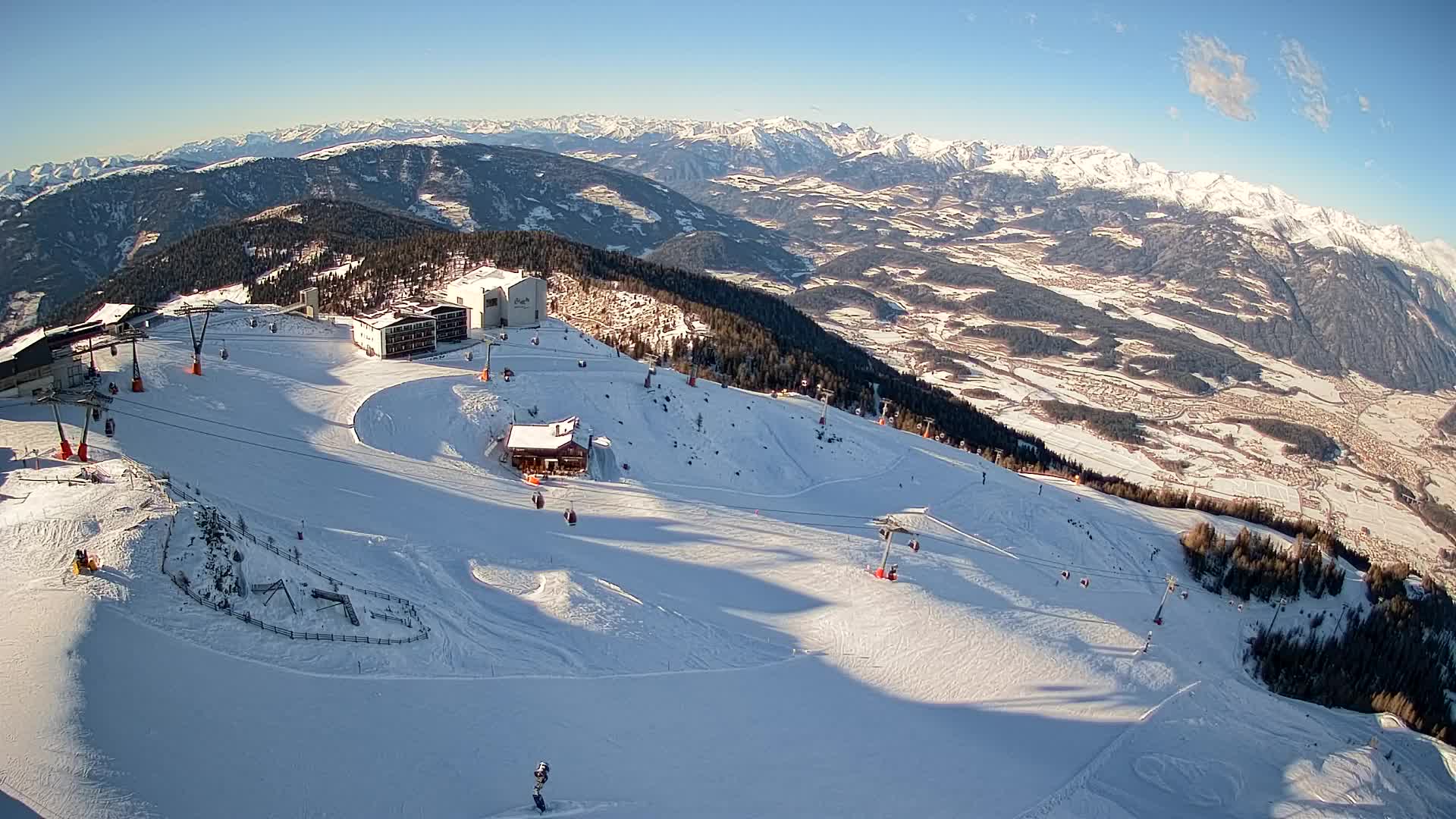 Station de ski Kronplatz sommet | vue sur Brunico
