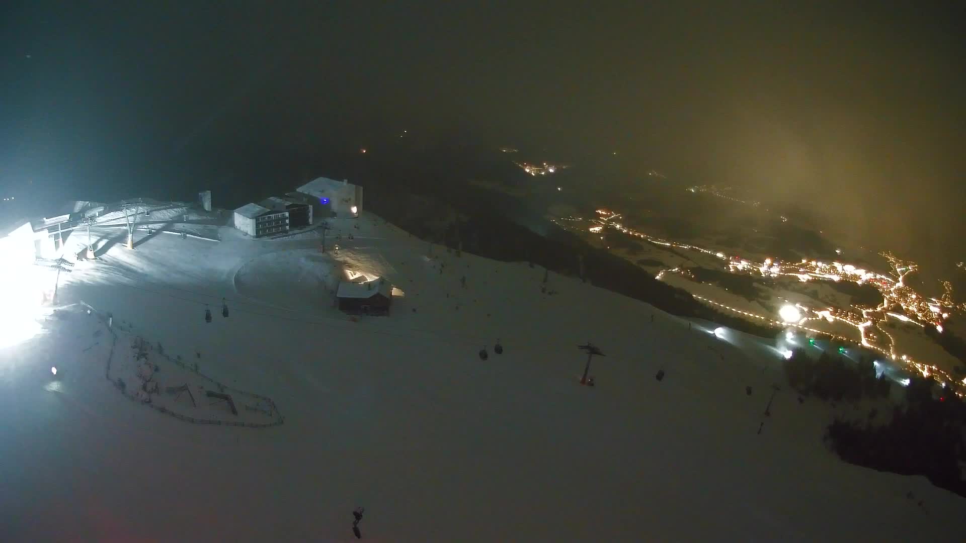 Station de ski Kronplatz sommet | vue sur Brunico