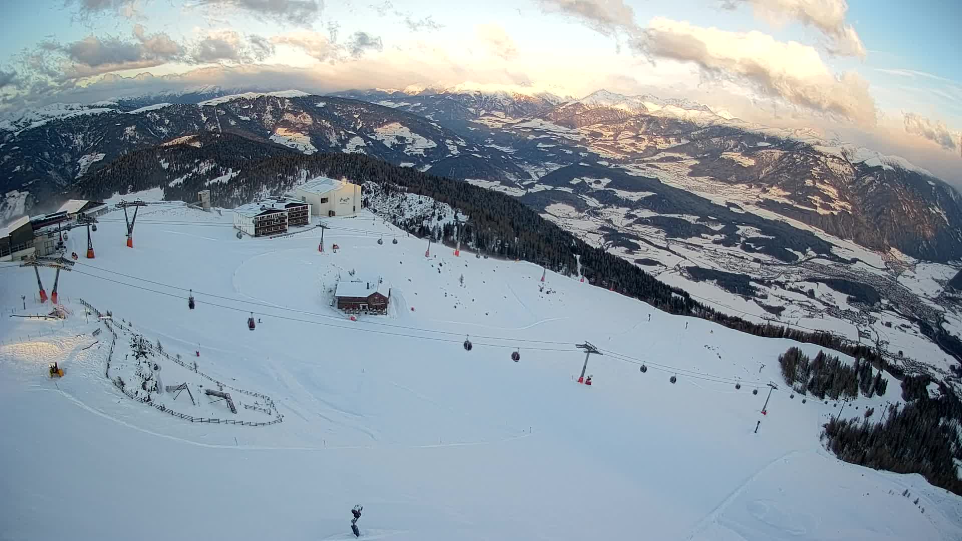 Skijalište Kronplatz – vrh | pogled na Bruneck
