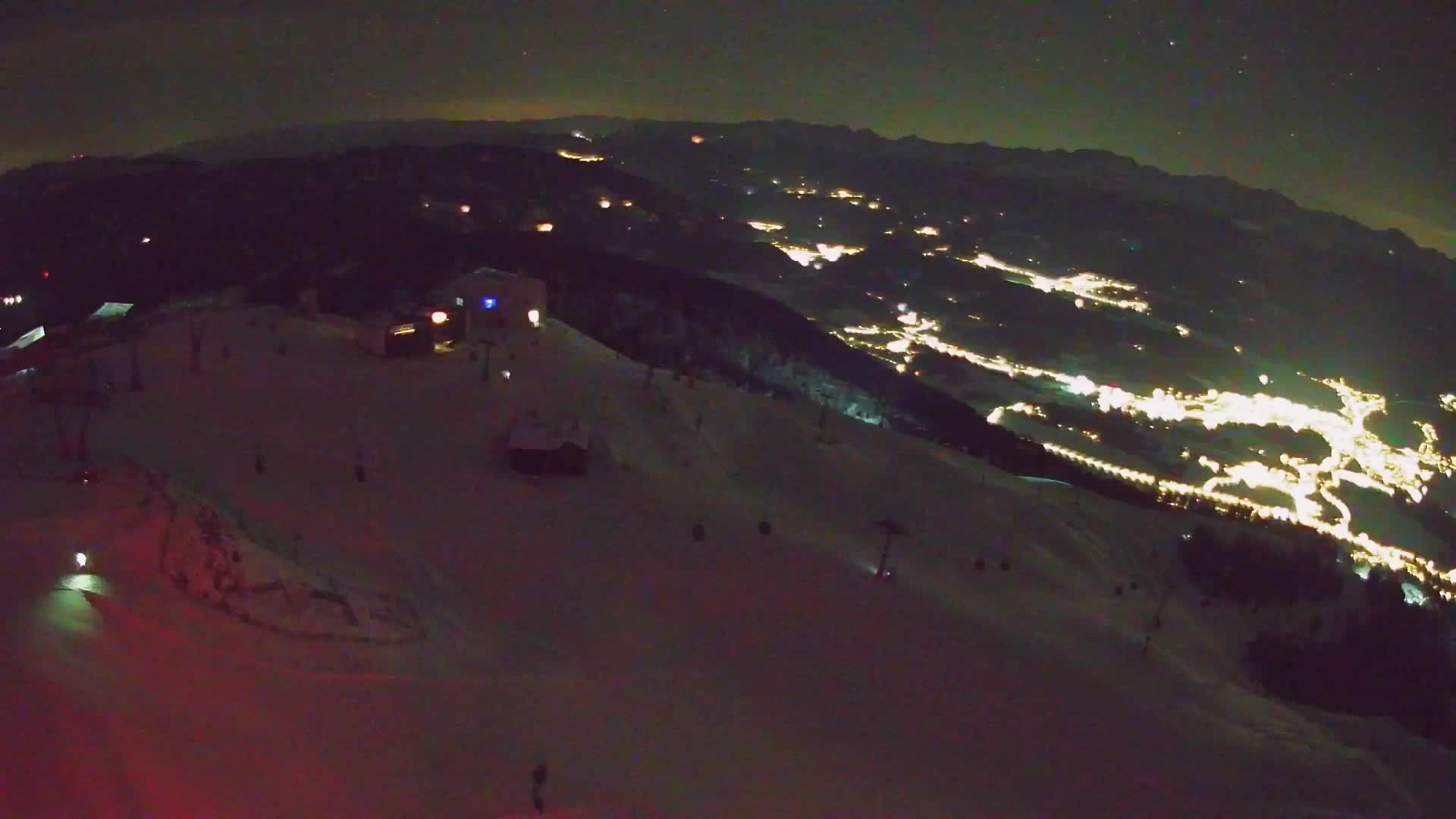 Cima estación de esquí Kronplatz | vista hacia Brunico