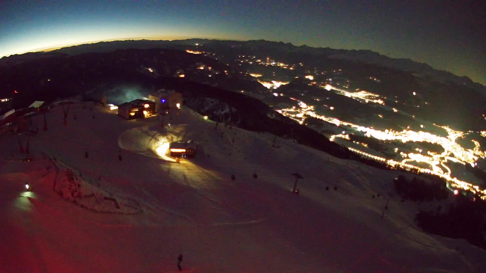 Skigebiet Kronplatz Gipfel | Blick auf Bruneck