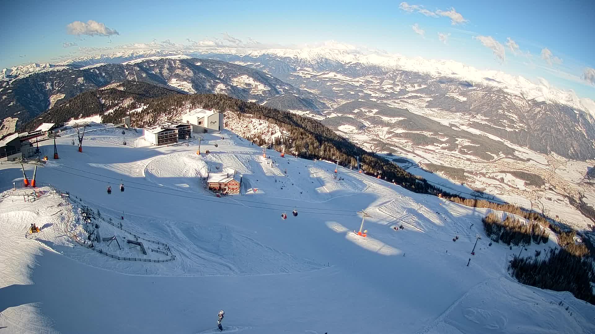 Skigebiet Kronplatz Gipfel | Blick auf Bruneck