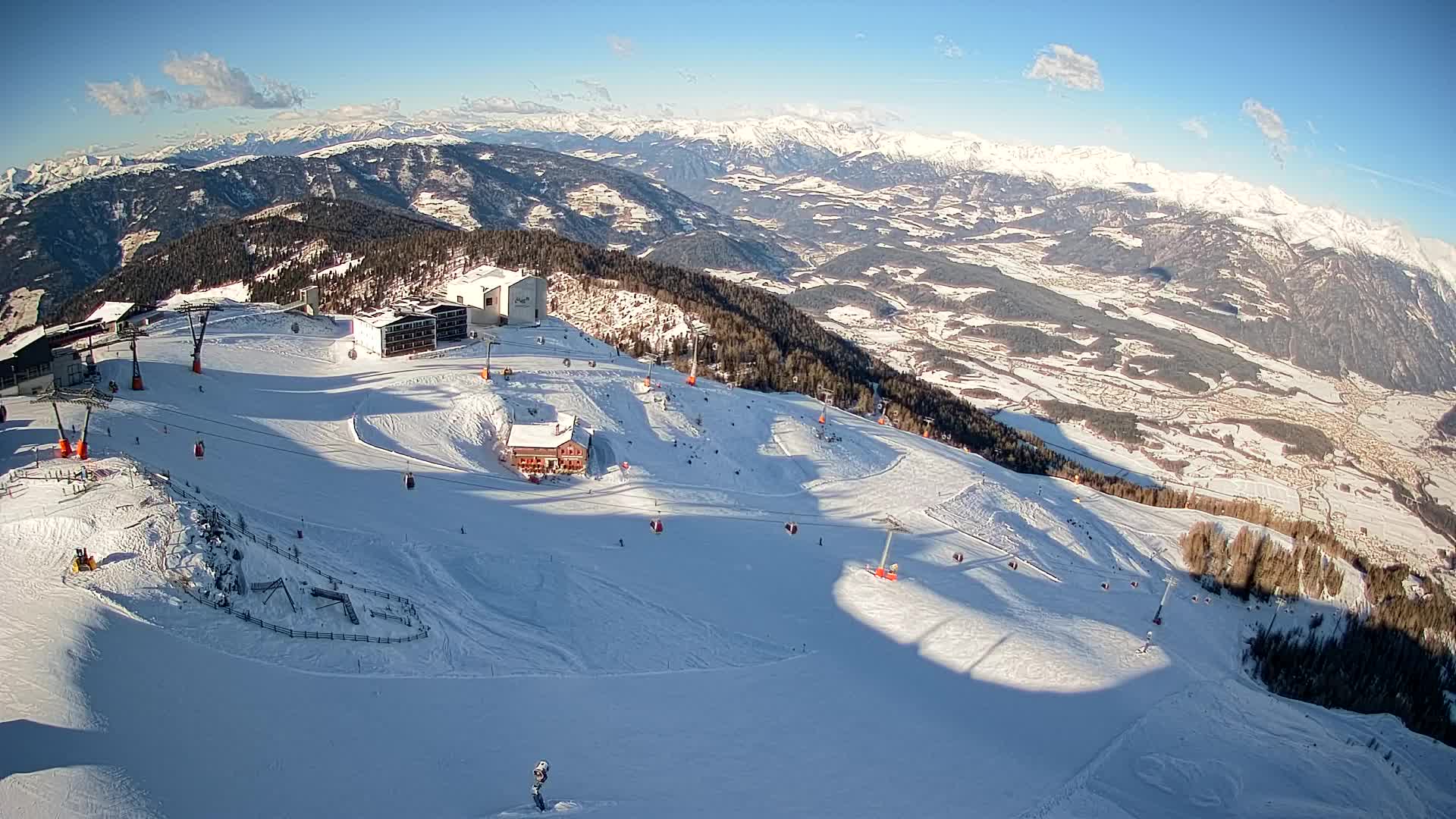 Skigebiet Kronplatz Gipfel | Blick auf Bruneck